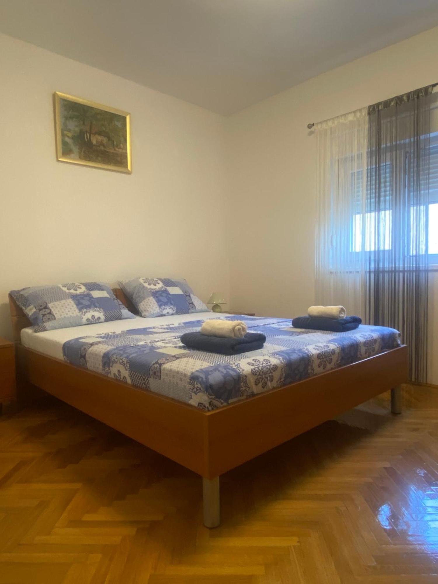 Apartman Stefan Karlobag Exterior photo